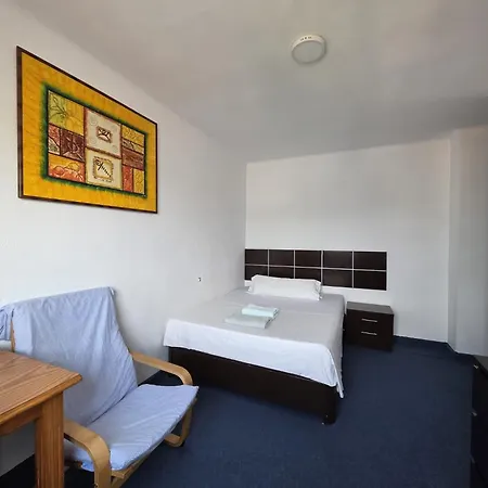 Privada Comoda Centro Vialia Estacion De Tren Maria Zambrano Y Tambien Cerca A La Playa Homestay *