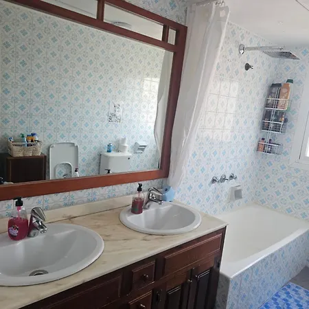 Homestay Privada Comoda Centro Vialia Estacion De Tren Maria Zambrano Y Tambien Cerca A La Playa Malaga