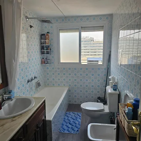 Privada Comoda Centro Vialia Estacion De Tren Maria Zambrano Y Tambien Cerca A La Playa Homestay Malaga