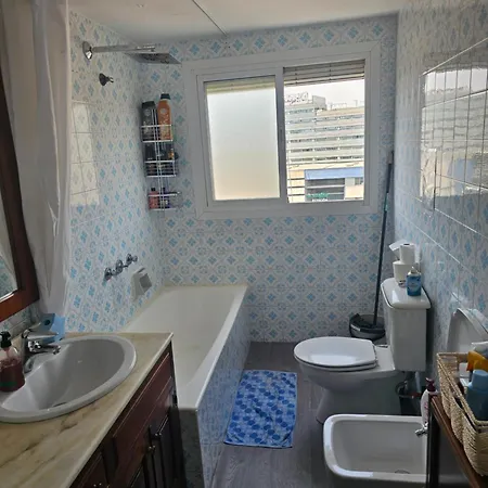 Homestay Privada Comoda Centro Vialia Estacion De Tren Maria Zambrano Y Tambien Cerca A La Playa Malaga