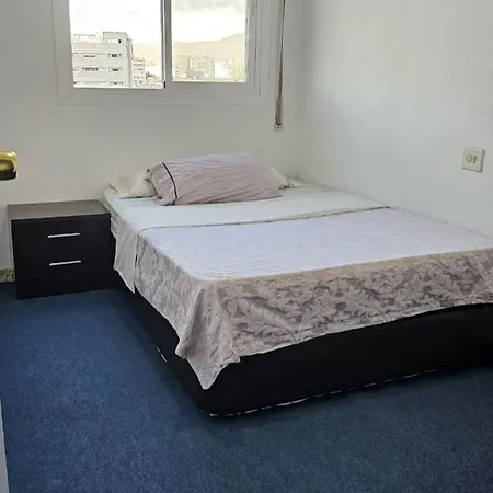 Homestay Privada Comoda Centro Vialia Estacion De Tren Maria Zambrano Y Tambien Cerca A La Playa