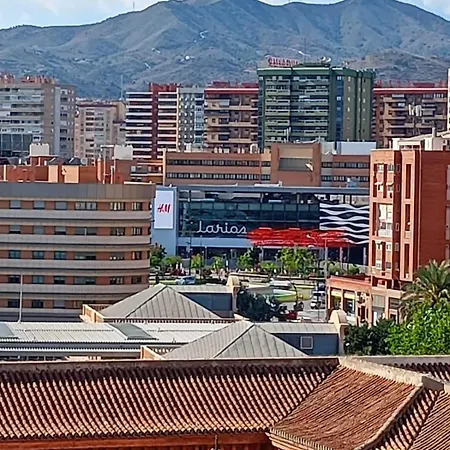 Homestay Privada Comoda Centro Vialia Estacion De Tren Maria Zambrano Y Tambien Cerca A La Playa